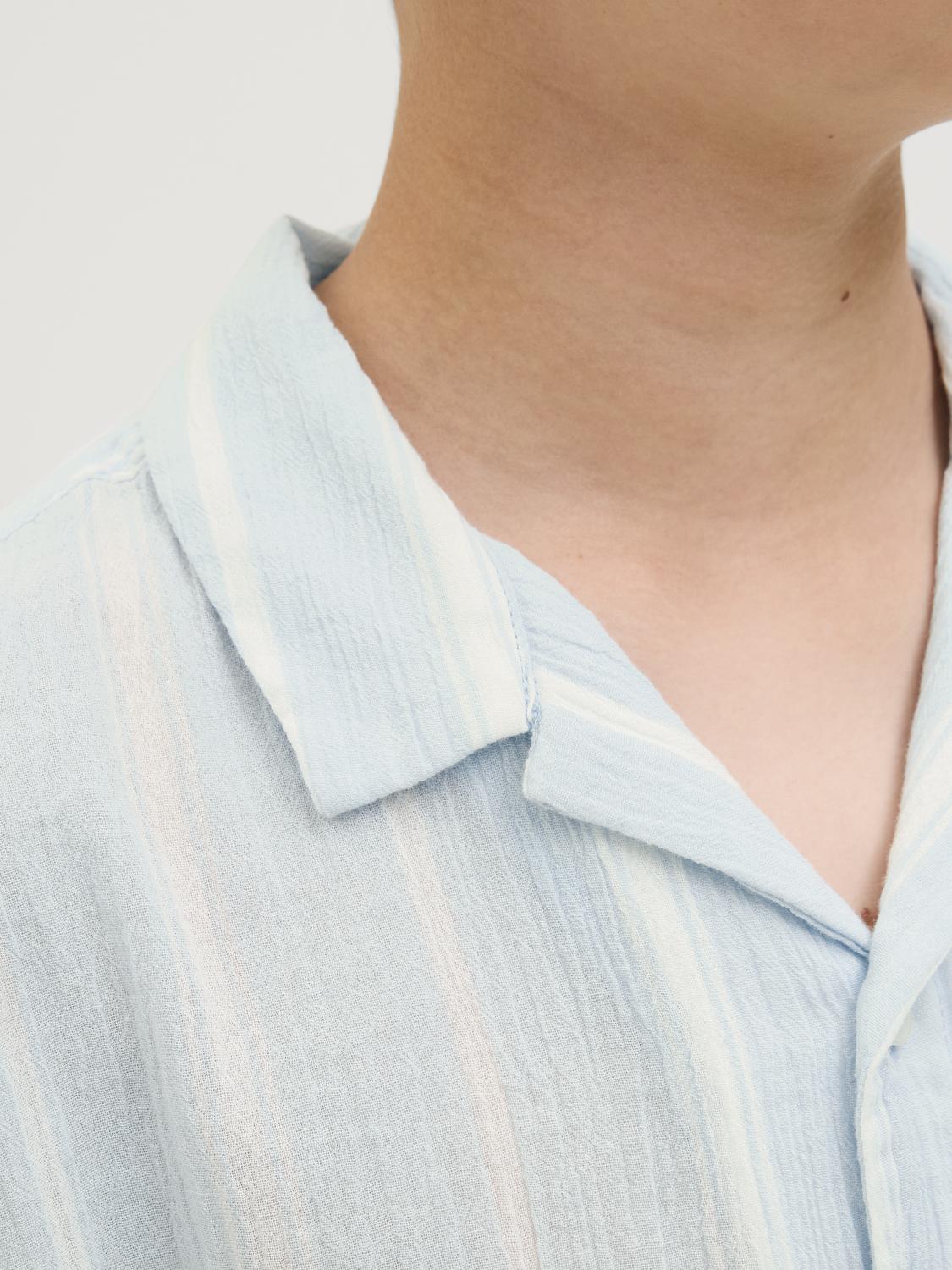 model_shot-detail